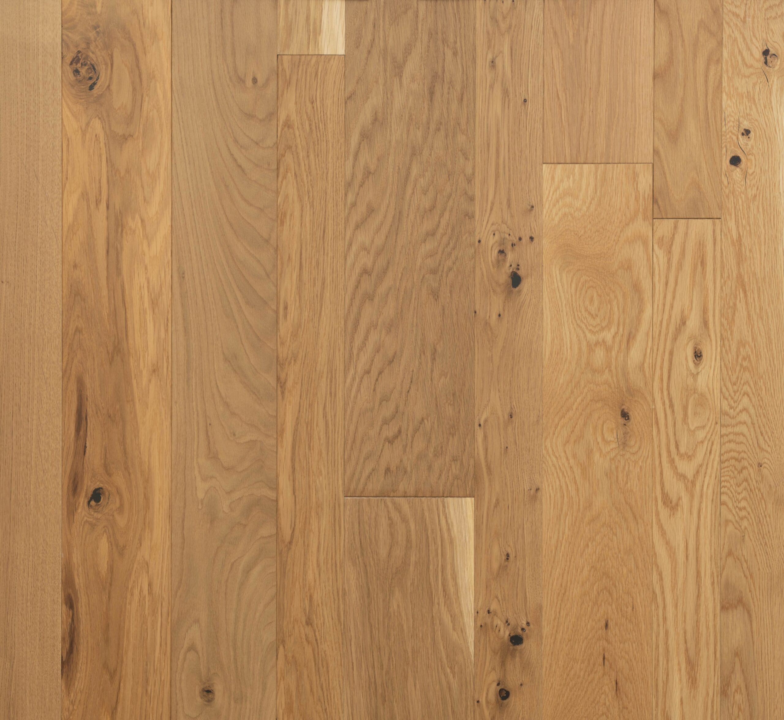 White Oak XL Rustic  3 1/4, 5 1/4, 6 1/4″ Mix Flooring – Natural
